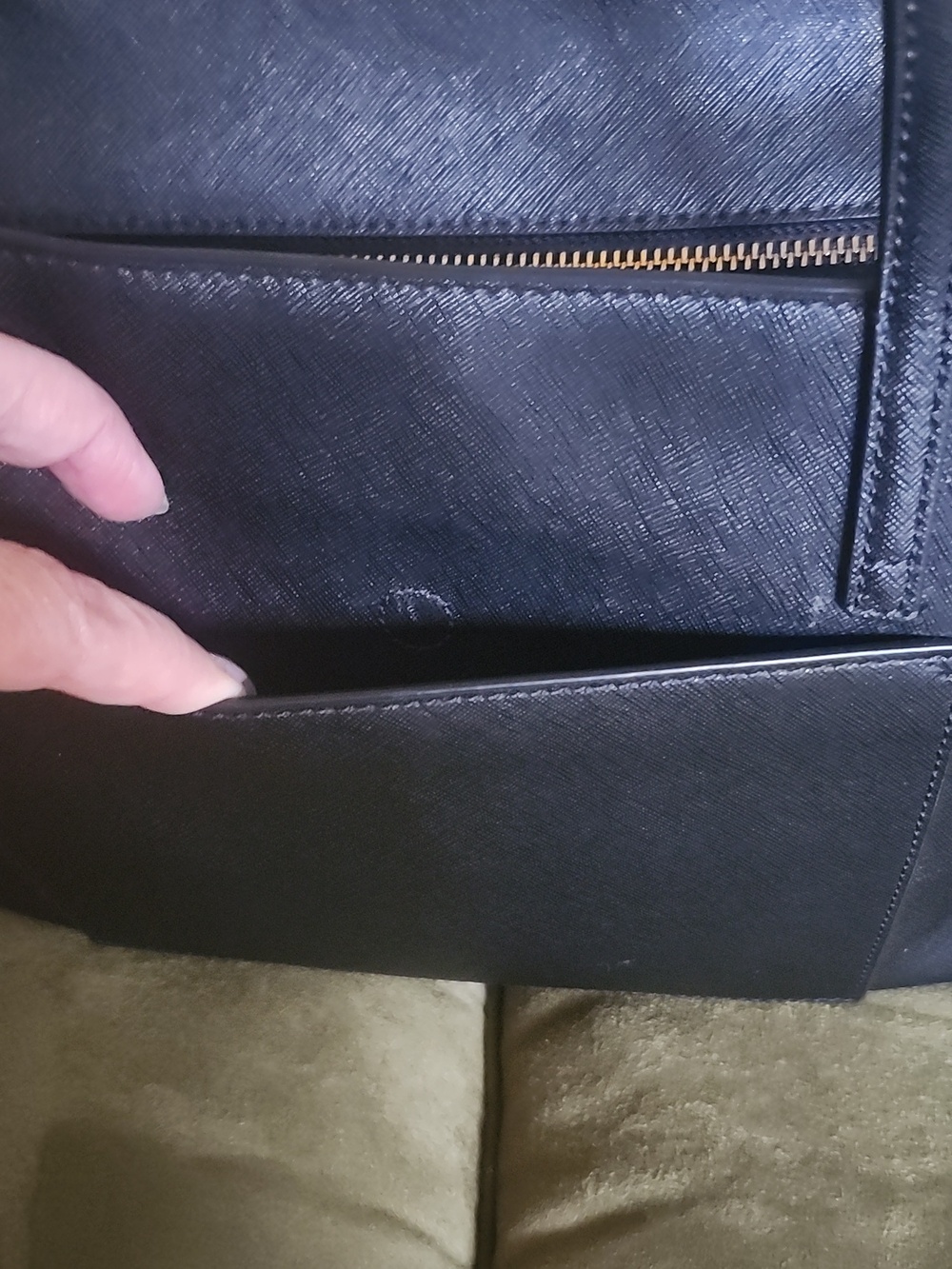 Tory Burch Emerson Purse - Picture 3 of 13